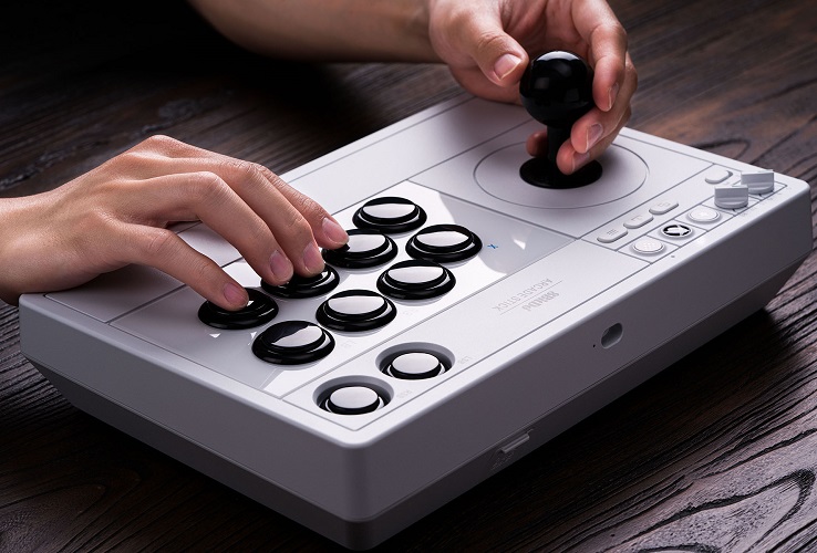 8BITDO Controle Bluetoth e Com Fio Arcade Stick Para Xbox e PC BRANCO